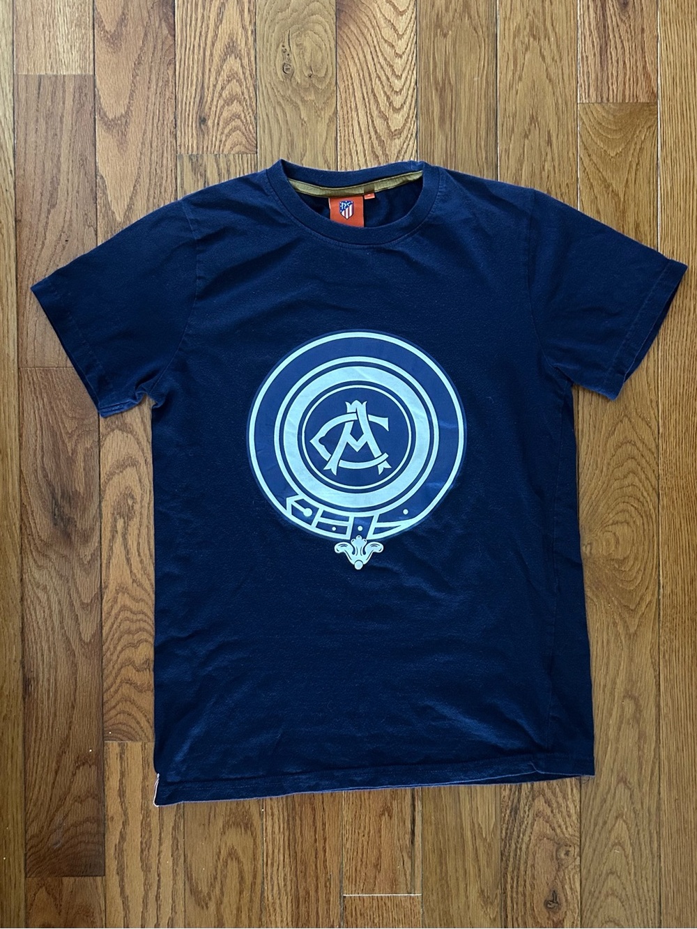 Club Atletico Madrid Brand T-Shirt Size Small